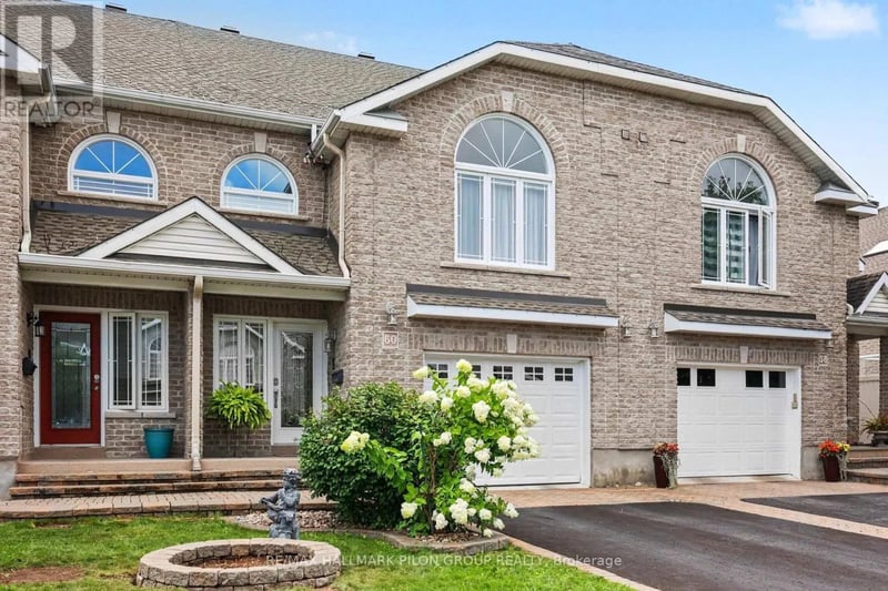 60 Callaway Court, Ottawa, Ontario, K1C7S4, Ottawa, Ontario — photo 1 of 5