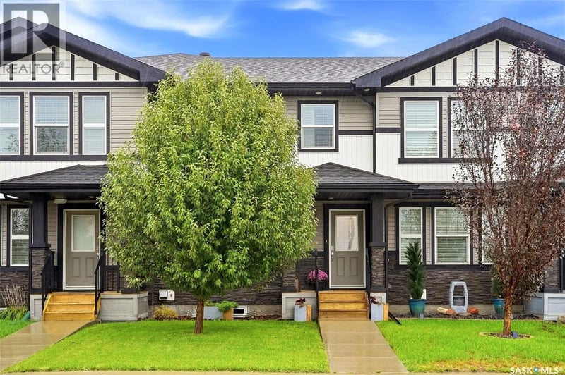 8008 Canola AVENUE, Regina, Saskatchewan, S4Y0E7, Regina, Saskatchewan — photo 1 of 5