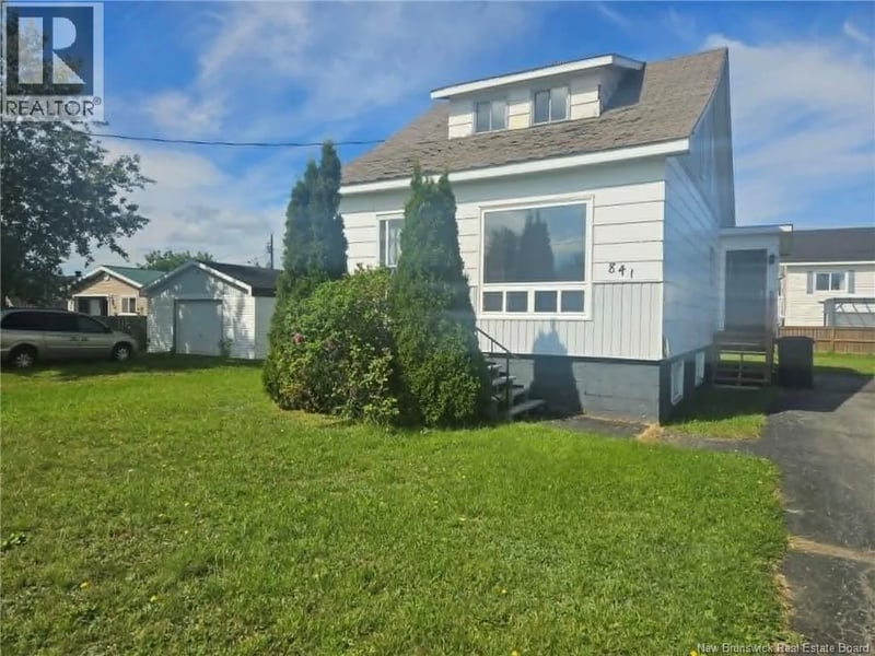 841 Helen, Bathurst, New Brunswick, E2A2E6, Bathurst, New Brunswick — photo 1 of 5