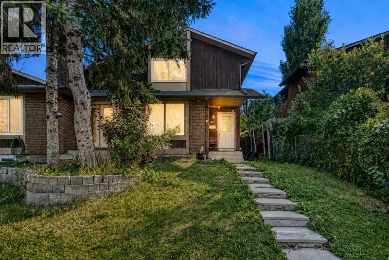 617 Whitewood Road Northeast, Calgary, Alberta, T1Y4A1, Calgary, Alberta — photo 1 of 5