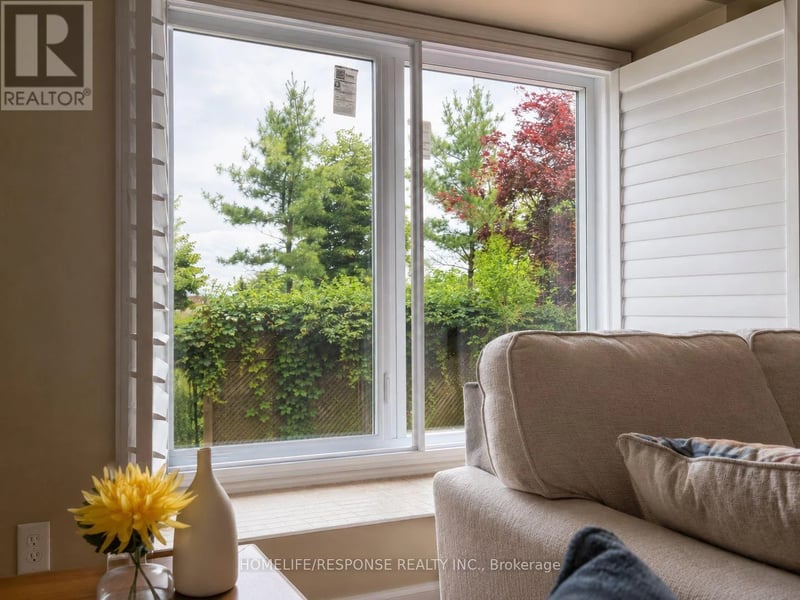 5156 Oakley Drive, Burlington (Orchard), Ontario, L7L6P1, Burlington (Orchard), Ontario — photo 1 of 5