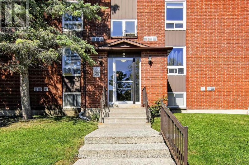 #21 2 Charlotte Place, Brockville, Ontario, K6V6T4, Brockville, Ontario — photo 1 of 5