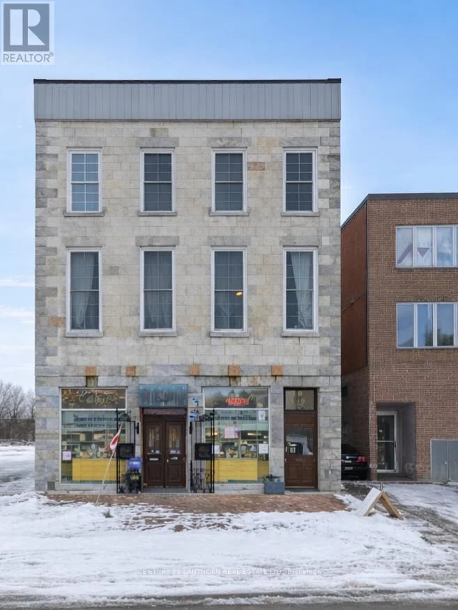393 Front Street, Belleville (Belleville Ward), Ontario, K8N2Z9, Belleville (Belleville Ward), Ontario — photo 1 of 5