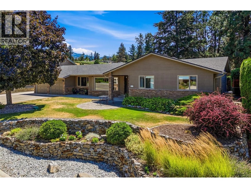 557 Vintage Terrace Court, Kelowna, British Columbia, V1W2Z8, Kelowna, British Columbia — photo 1 of 5