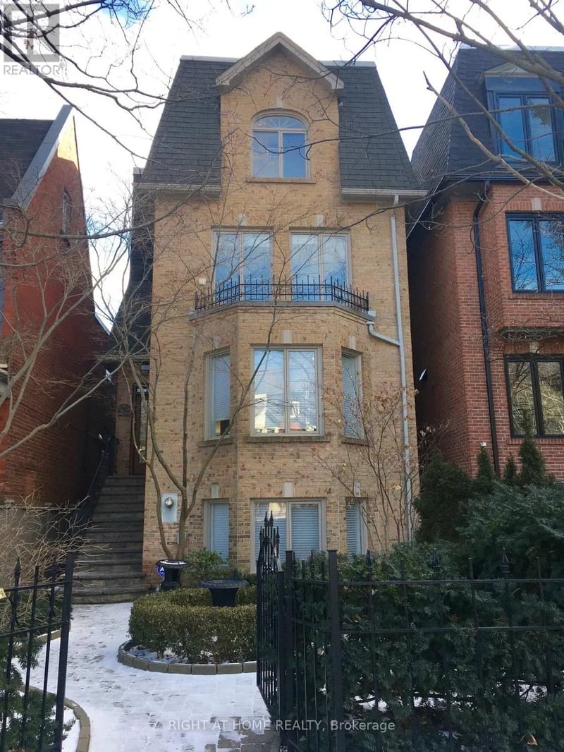 63 Walker Avenue, Toronto (Yonge-St. Clair), Ontario, M4V1G3, Toronto (Yonge-St. Clair), Ontario — photo 1 of 5