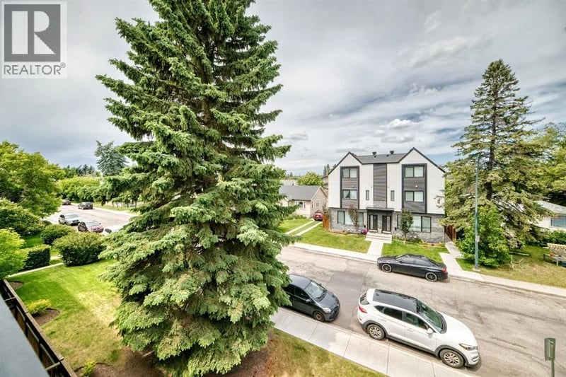 1301 17 Avenue Northwest, Calgary, Alberta, T2M0R2, Calgary, Alberta — photo 1 of 5