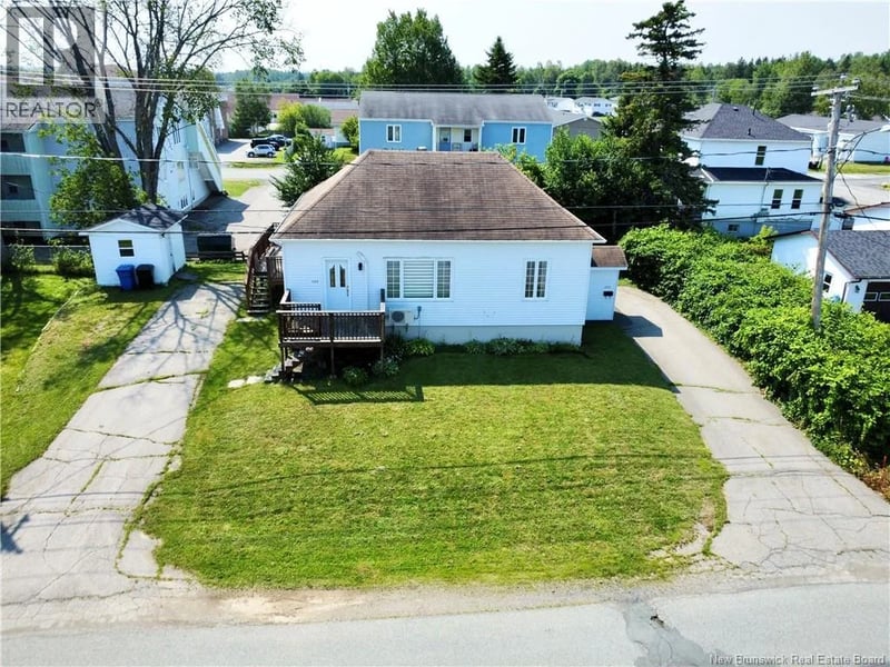 565 St Simon, Bathurst, New Brunswick, E2A3L7, Bathurst, New Brunswick — photo 1 of 5