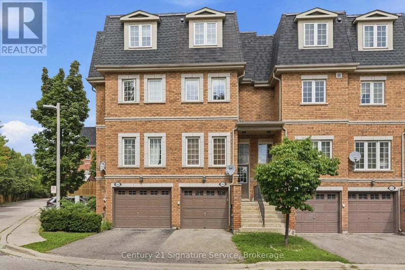 #223 435 Hensall Circle, Mississauga (Cooksville), Ontario, L5A4P1, Mississauga (Cooksville), Ontario — photo 1 of 5
