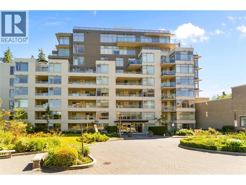 #307 9298 UNIVERSITY Crescent, Burnaby, British Columbia, V5A4X8, Burnaby, British Columbia — photo 1 of 5