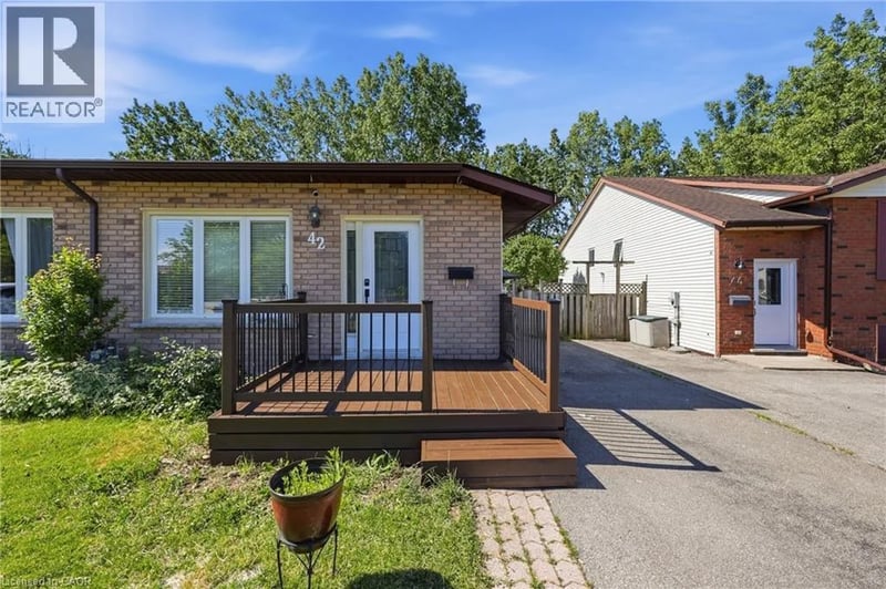 42 TERRACE Avenue, Welland, Ontario, L3C2C4, Welland, Ontario — photo 1 of 5