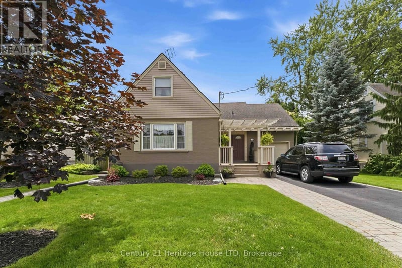 25 GLENVIEW Avenue, Welland (Prince Charles), Ontario, L3C4K2, Welland (Prince Charles), Ontario — photo 1 of 5