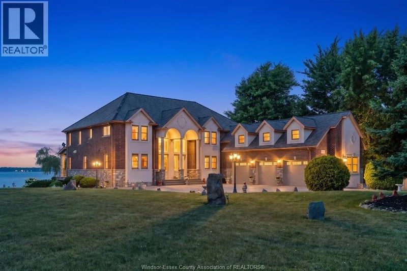 1360 Windermere Place, Amherstburg, Ontario, N9V3R3, Amherstburg, Ontario — photo 1 of 5