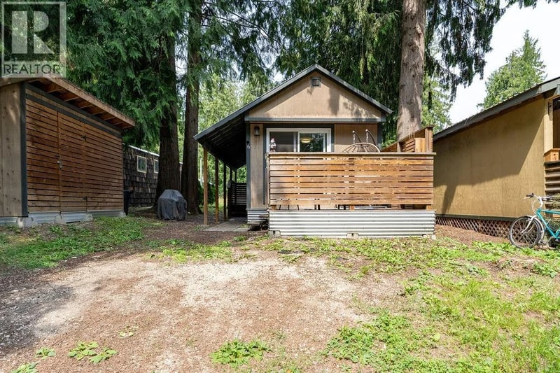 #4 1079 Lundell Road, Revelstoke, British Columbia, V0E2S0, Revelstoke, British Columbia — photo 1 of 5