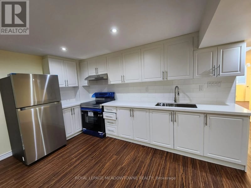 #Basement 1583 Beaty Trail, Milton (BE Beaty), Ontario, L9T5L5, Milton (BE Beaty), Ontario — photo 1 of 5