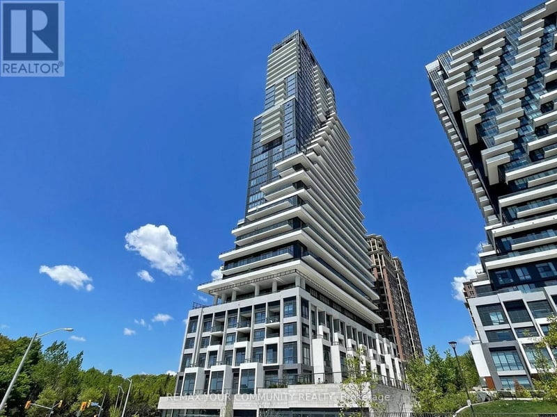 #110 10 Inn On The Park Drive, Toronto (Banbury-Don Mills), Ontario, M3C0P9, Toronto (Banbury-Don Mills), Ontario — photo 1 of 5