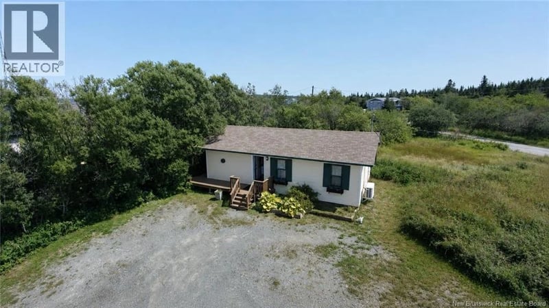 905 Route 776, Grand Manan, New Brunswick, E5G4L3, Grand Manan, New Brunswick — photo 1 of 5