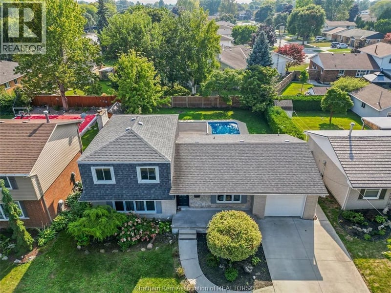 71 Parry Drive, Chatham, Ontario, N7L2J1, Chatham, Ontario — photo 1 of 5