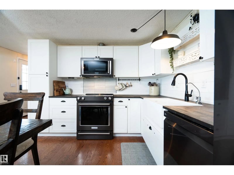 1215 Lake Vista Crescent, Sherwood Park, Alberta, T8H1K5, Sherwood Park, Alberta — photo 1 of 5