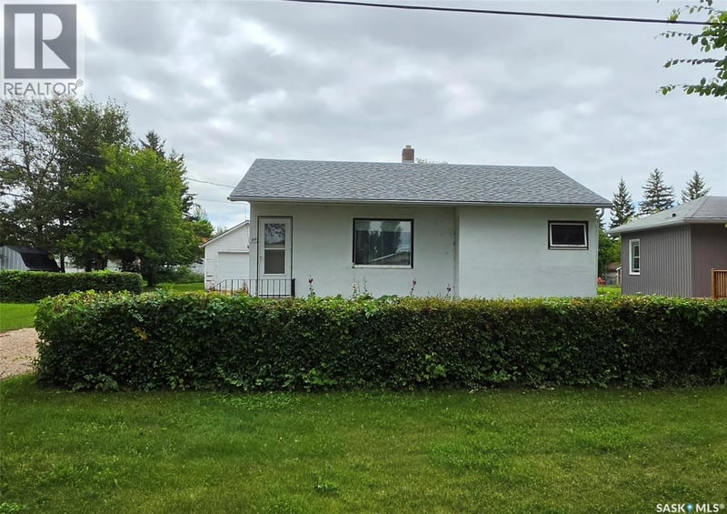 217 3rd STREET NE, Preeceville, Saskatchewan, S0A3B0, Preeceville, Saskatchewan — photo 1 of 5