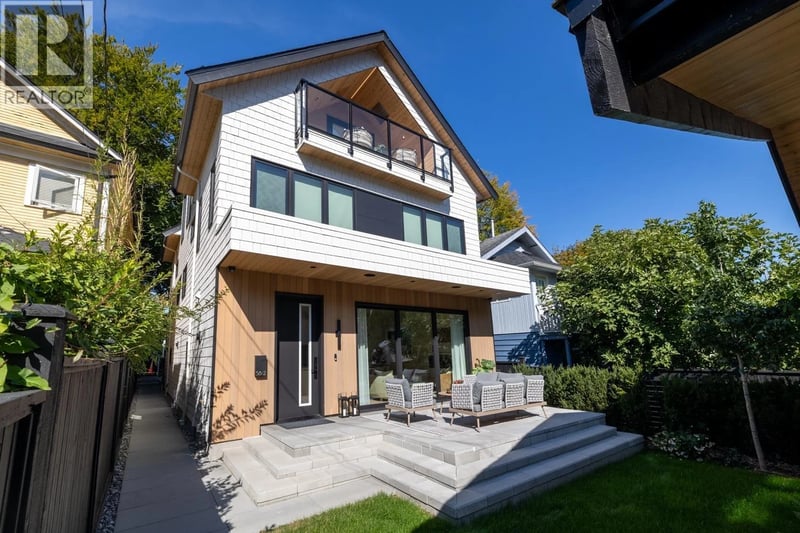 #2 58 40TH Avenue, Vancouver, British Columbia, V5W1L4, Vancouver, British Columbia — photo 1 of 5