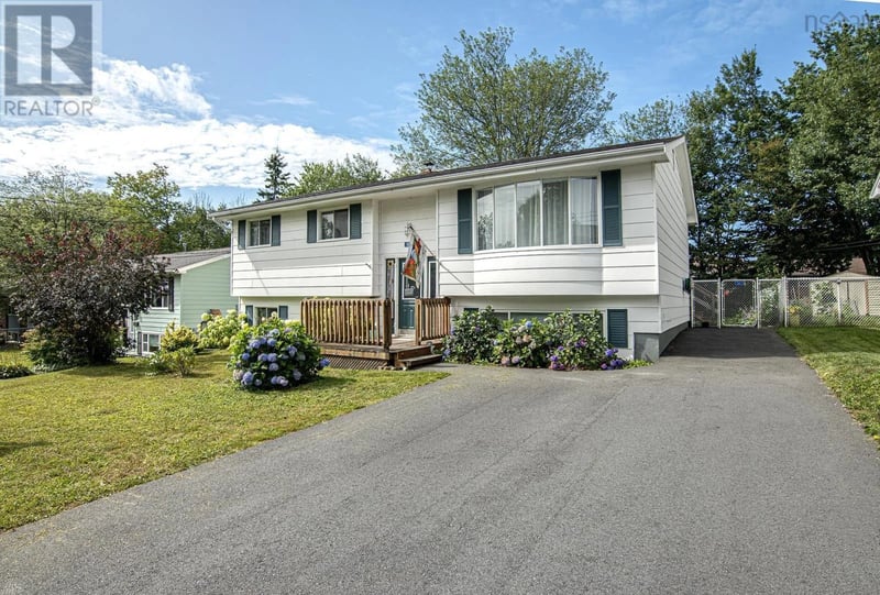 1653 Riverside Drive, Lower Sackville, Nova Scotia, B4C2Y7, Lower Sackville, Nova Scotia — photo 1 of 5