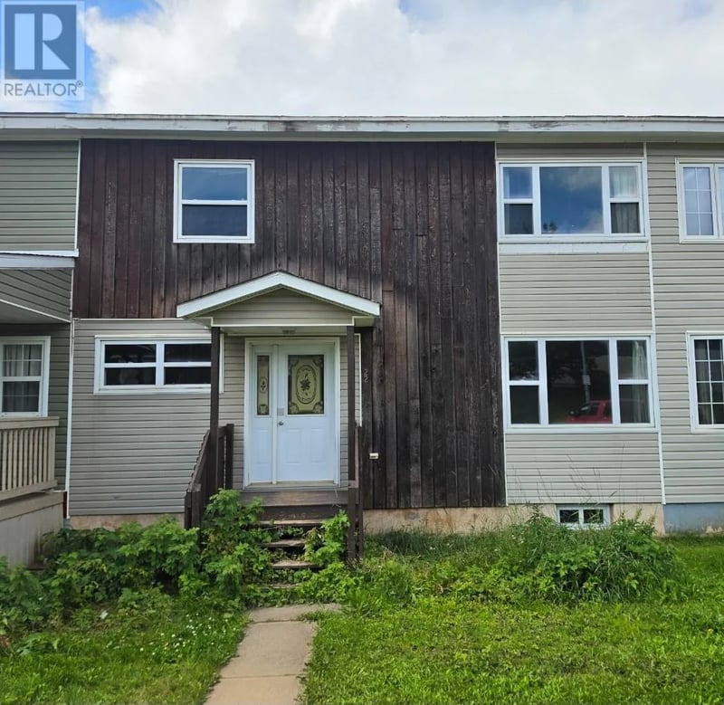 22 Carson Street, Wabush, Newfoundland & Labrador, A0R1B0, Wabush, Newfoundland & Labrador — photo 1 of 5