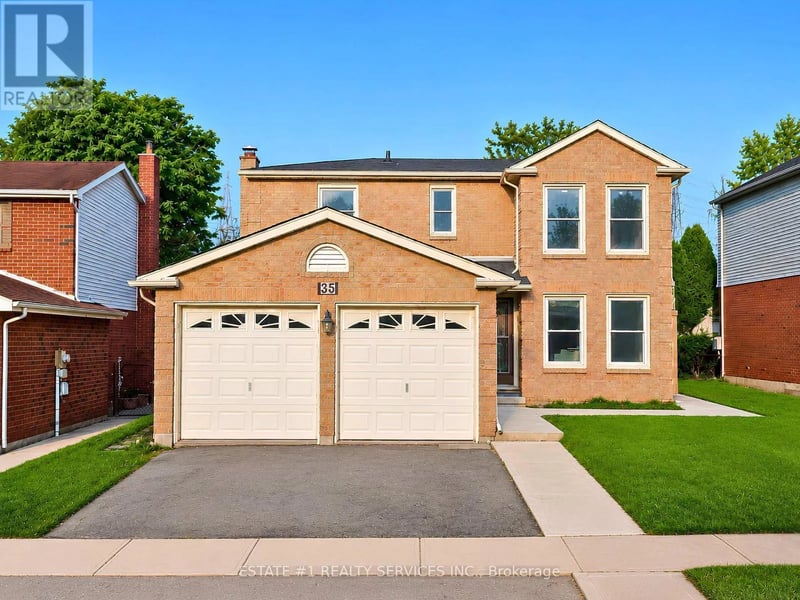 35 Golden Meadow Drive, Kitchener, Ontario, N2N2L9, Kitchener, Ontario — photo 1 of 5