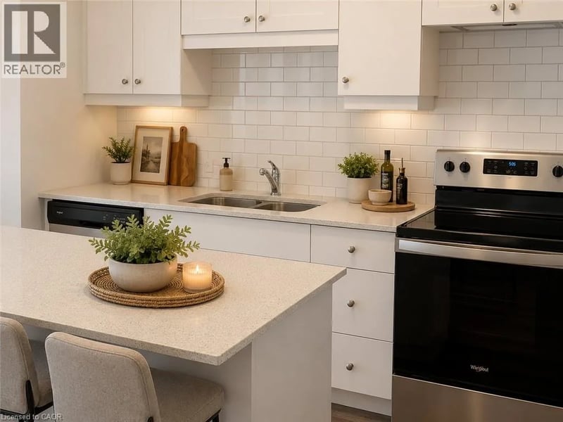 #505 255 NORTHFIELD Drive East, Waterloo, Ontario, N2V2H1, Waterloo, Ontario — photo 1 of 5