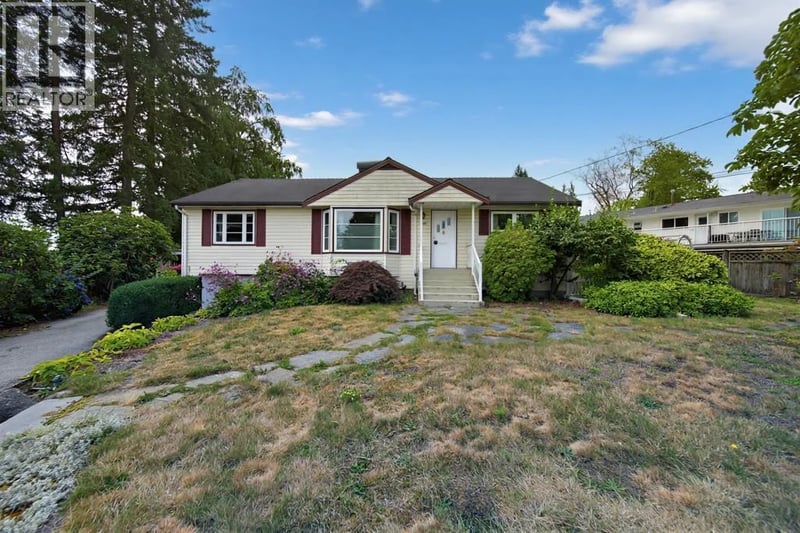 311 MOUNT ROYAL Drive, Port Moody, British Columbia, V3H1R2, Port Moody, British Columbia — photo 1 of 5
