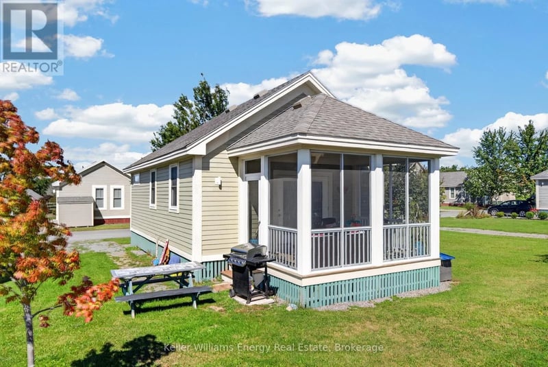 #54 7 Butternut Lane, Prince Edward County (Athol Ward), Ontario, K0K1P0, Prince Edward County (Athol Ward), Ontario — photo 1 of 5