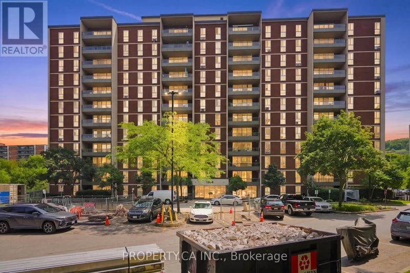 #1107 1964 Main Street West, Hamilton (Ainslie Wood), Ontario, L8S1J5, Hamilton (Ainslie Wood), Ontario — photo 1 of 5