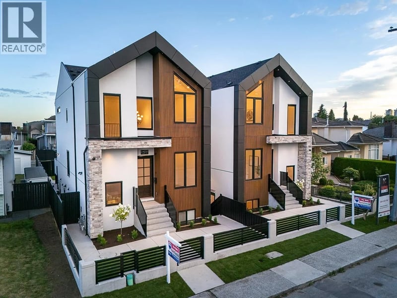 #1 6210 CURTIS Street, Burnaby, British Columbia, V5B2A5, Burnaby, British Columbia — photo 1 of 5