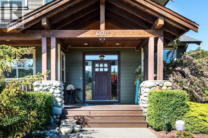 601 Sentinel Drive, Mill Bay, British Columbia, V0R2P4, Mill Bay, British Columbia — photo 1 of 5