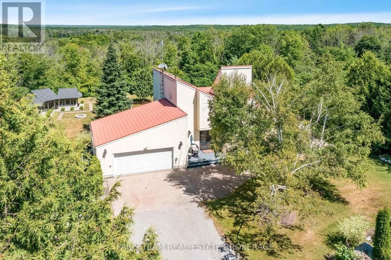 249 Medonte Sideroad 2, Oro-Medonte, Ontario, L0K1E0, Oro-Medonte, Ontario — photo 1 of 5