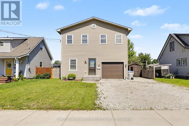 219 PICTON Street East, Goderich (Goderich (Town)), Ontario, N7A1K1, Goderich (Goderich (Town)), Ontario — photo 1 of 5