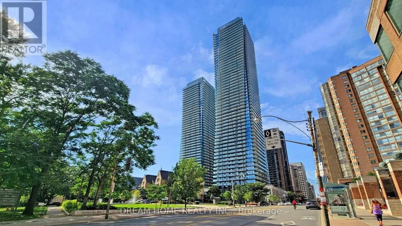 #709 1080 Bay Street, Toronto (Bay Street Corridor), Ontario, M5S0A5, Toronto (Bay Street Corridor), Ontario — photo 1 of 5
