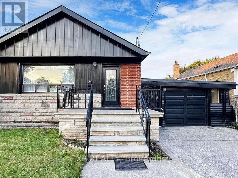 #Main 45 Blaisdale Road, Toronto (Dorset Park), Ontario, M1P1V9, Toronto (Dorset Park), Ontario — photo 1 of 5