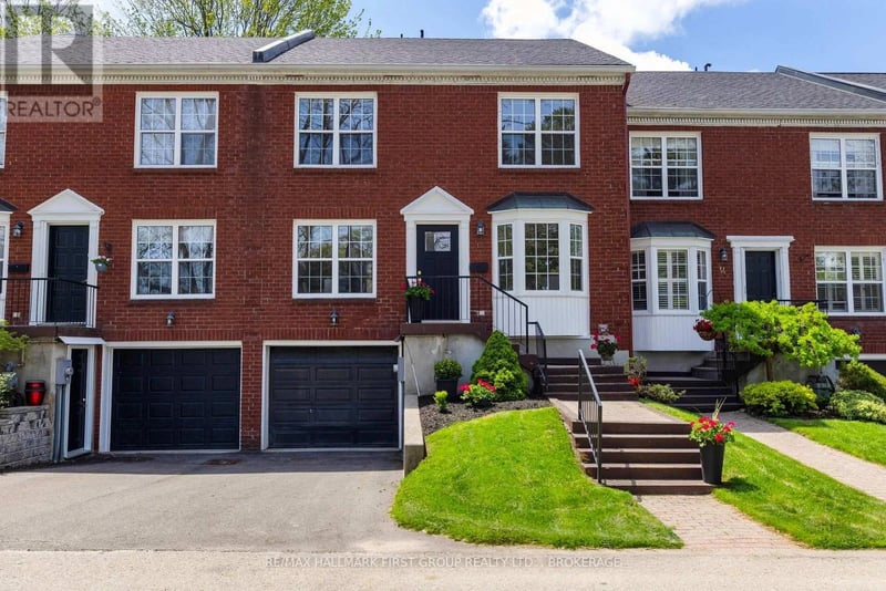 15 Country Club Place, Brockville, Ontario, K6V6T7, Brockville, Ontario — photo 1 of 5