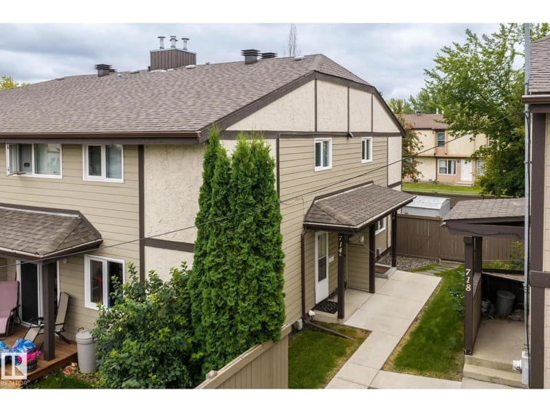 716 clareview RD NW, Edmonton, Alberta, T5A4J7, Edmonton, Alberta — photo 1 of 5