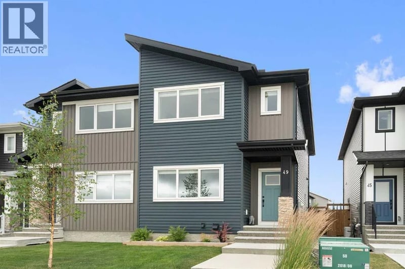 49 River Heights Drive, Cochrane, Alberta, T4C0Y1, Cochrane, Alberta — photo 1 of 5