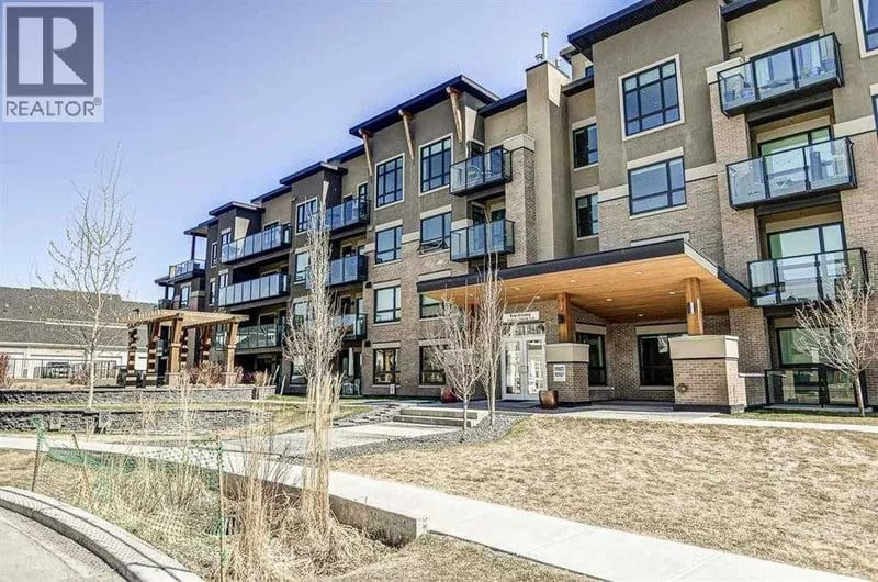 145 Burma Star Road Southwest, Calgary, Alberta, T4C8A8, Calgary, Alberta — photo 1 of 5