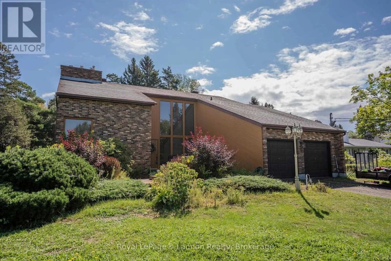1702 Glenwood Crescent, Thunder Bay (Rosslyn Road), Ontario, P7K1N3, Thunder Bay (Rosslyn Road), Ontario — photo 1 of 5