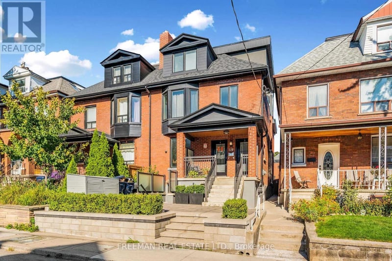 49 Beatrice Street, Toronto (Trinity-Bellwoods), Ontario, M6J2T2, Toronto (Trinity-Bellwoods), Ontario — photo 1 of 5