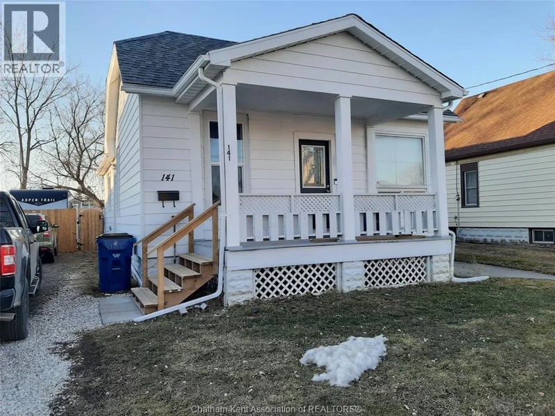 141 EDGAR Street, Chatham, Ontario, N7M1V6, Chatham, Ontario — photo 1 of 5