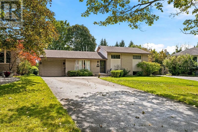 120 Liddell Crescent, Kingston, Ontario, K7M2T6, Kingston, Ontario — photo 1 of 5
