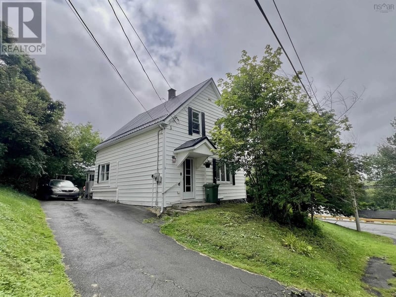 2 Central Avenue, Trenton, Nova Scotia, B0K1X0, Trenton, Nova Scotia — photo 1 of 5