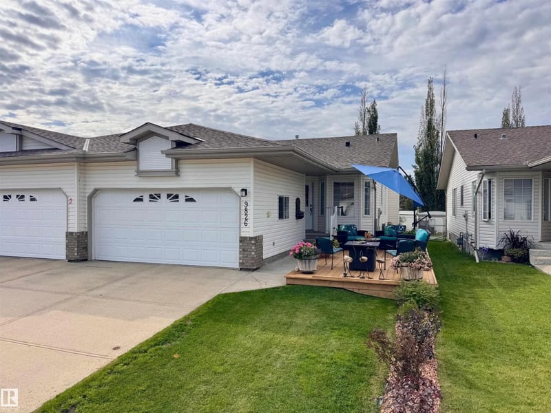 9826 100A AV, Morinville, Alberta, T8R1T1, Morinville, Alberta — photo 1 of 5