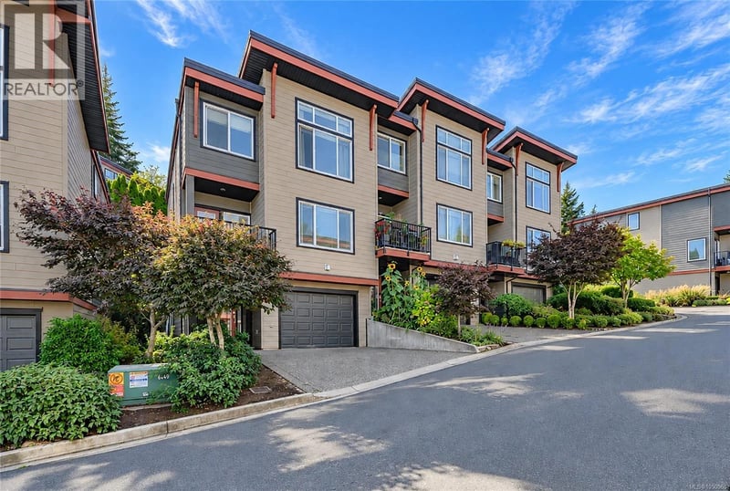 2105 Greenhill Rise, Langford, British Columbia, V9B0J1, Langford, British Columbia — photo 1 of 5