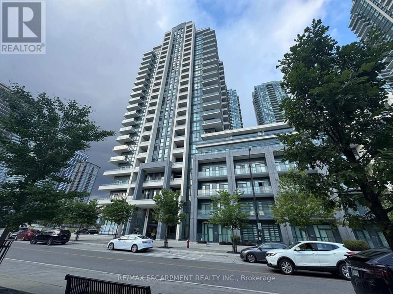 #1006 4085 Parkside Village Drive, Mississauga (Creditview), Ontario, L5B0K9, Mississauga (Creditview), Ontario — photo 1 of 5