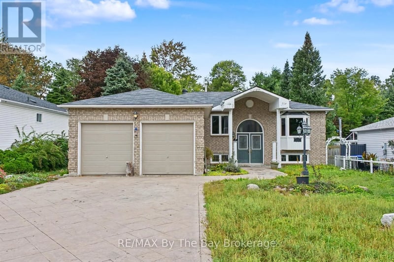 34 Caribou Trail, Wasaga Beach, Ontario, L9Z1H6, Wasaga Beach, Ontario — photo 1 of 5
